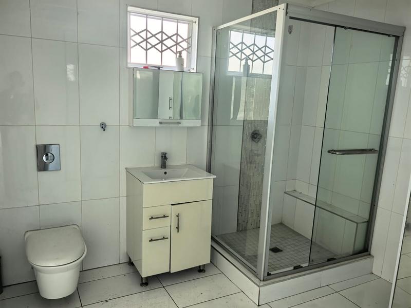 To Let 3 Bedroom Property for Rent in Kwamashu KwaZulu-Natal