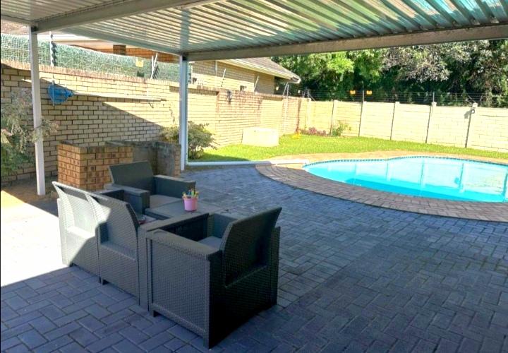 5 Bedroom Property for Sale in Meer En See KwaZulu-Natal