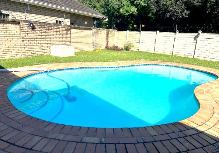 5 Bedroom Property for Sale in Meer En See KwaZulu-Natal