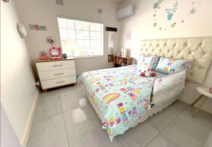 5 Bedroom Property for Sale in Meer En See KwaZulu-Natal