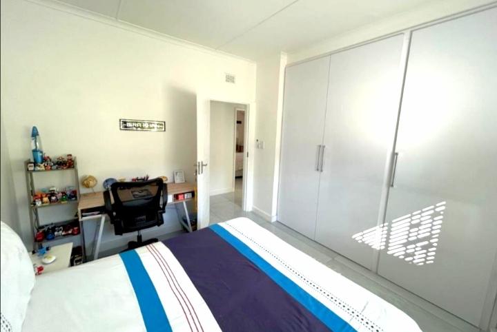 5 Bedroom Property for Sale in Meer En See KwaZulu-Natal