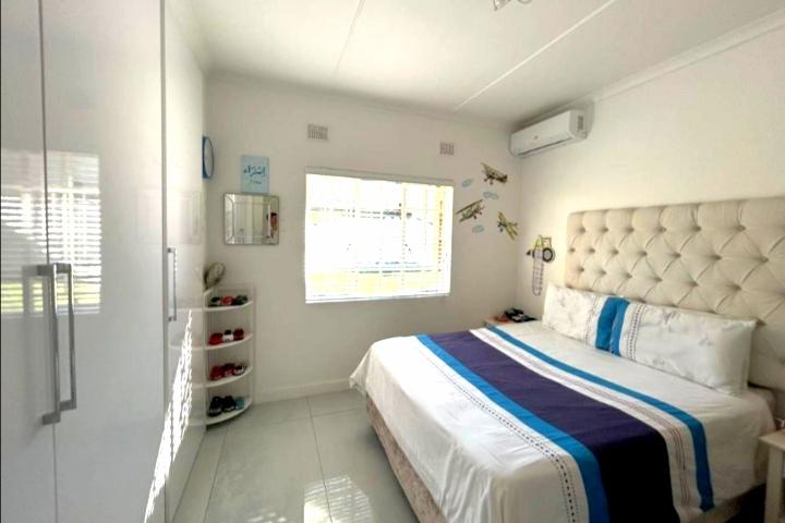 5 Bedroom Property for Sale in Meer En See KwaZulu-Natal