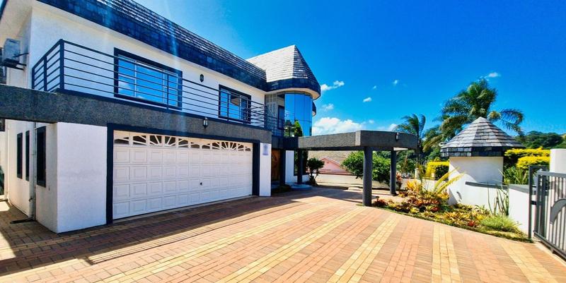 5 Bedroom Property for Sale in Umhlatuzana KwaZulu-Natal