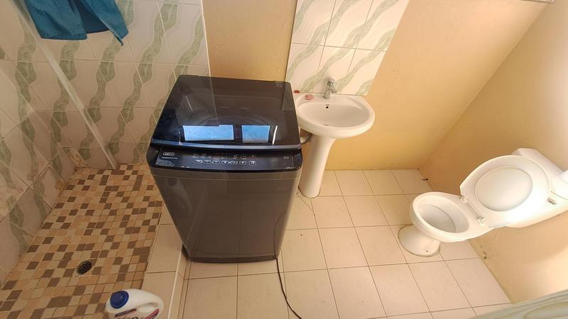 To Let 1 Bedroom Property for Rent in Overport KwaZulu-Natal