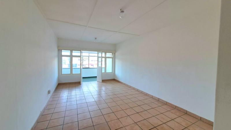 To Let 1 Bedroom Property for Rent in Sea View KwaZulu-Natal