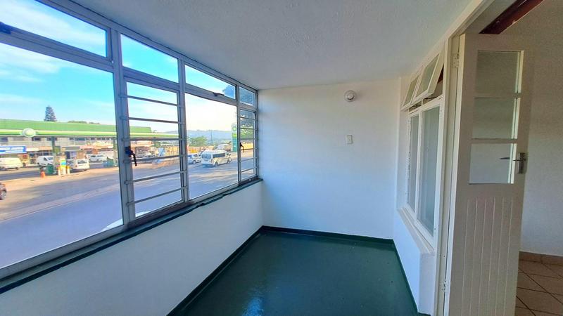 To Let 1 Bedroom Property for Rent in Sea View KwaZulu-Natal