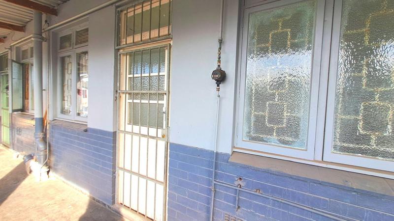To Let 2 Bedroom Property for Rent in Sea View KwaZulu-Natal