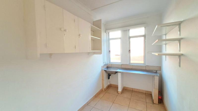 To Let 2 Bedroom Property for Rent in Sea View KwaZulu-Natal