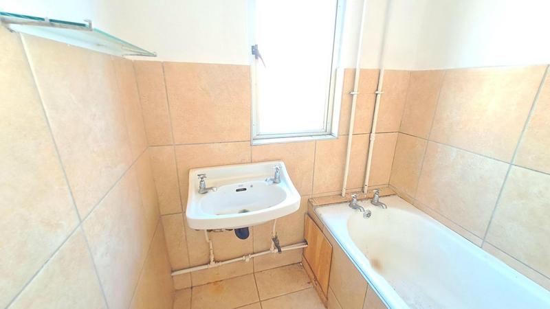 To Let 2 Bedroom Property for Rent in Sea View KwaZulu-Natal