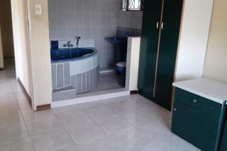 6 Bedroom Property for Sale in Dawncrest KwaZulu-Natal