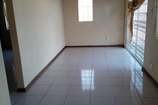 6 Bedroom Property for Sale in Dawncrest KwaZulu-Natal