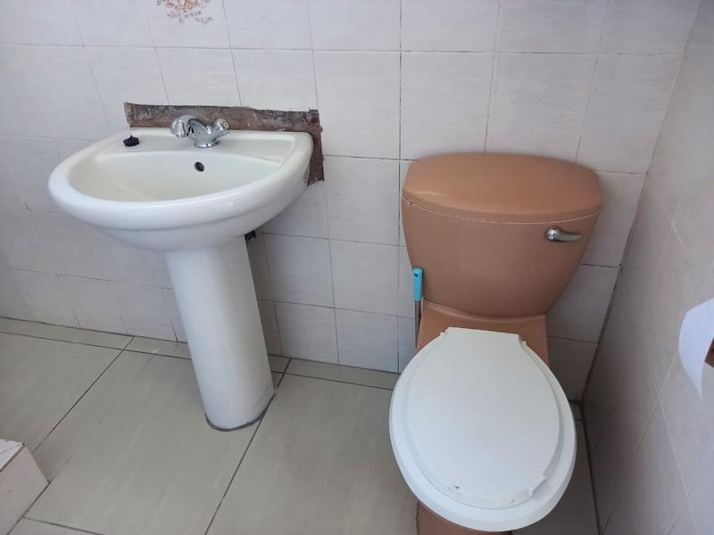 To Let 0 Bedroom Property for Rent in Richmond Crest KwaZulu-Natal