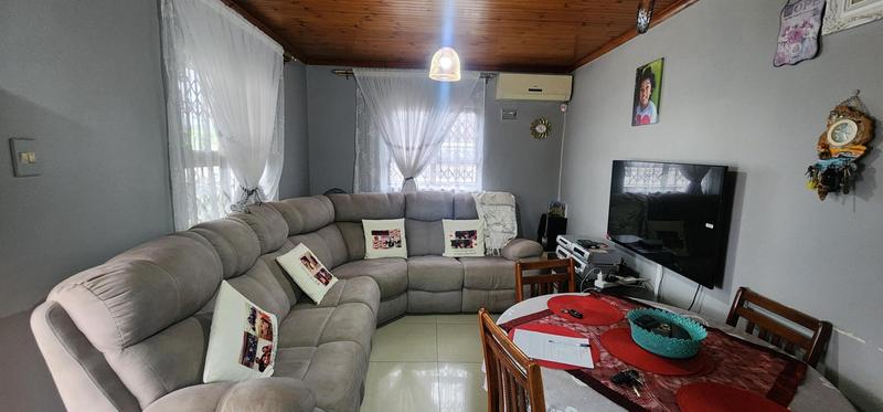 To Let 2 Bedroom Property for Rent in Roseneath KwaZulu-Natal