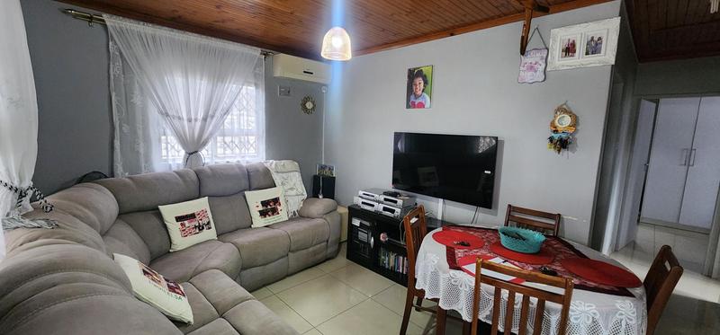 To Let 2 Bedroom Property for Rent in Roseneath KwaZulu-Natal