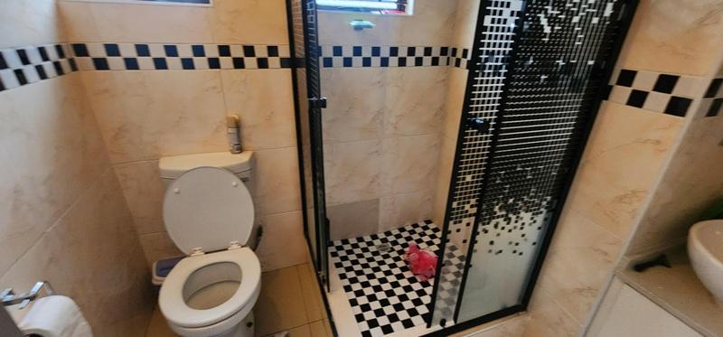 To Let 2 Bedroom Property for Rent in Roseneath KwaZulu-Natal