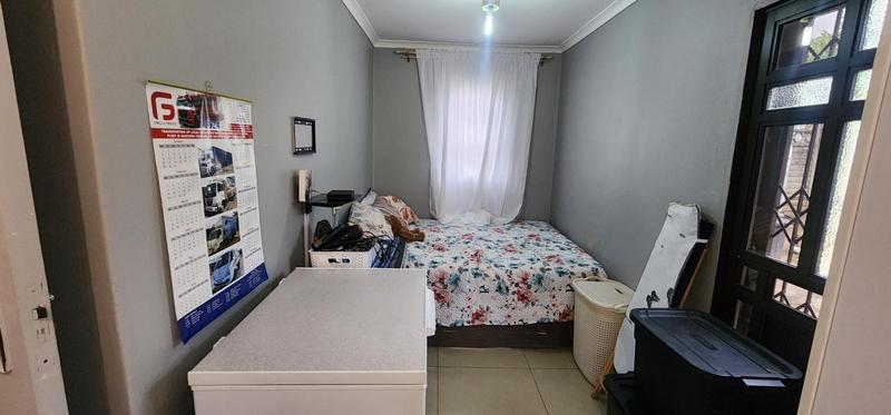 To Let 2 Bedroom Property for Rent in Roseneath KwaZulu-Natal