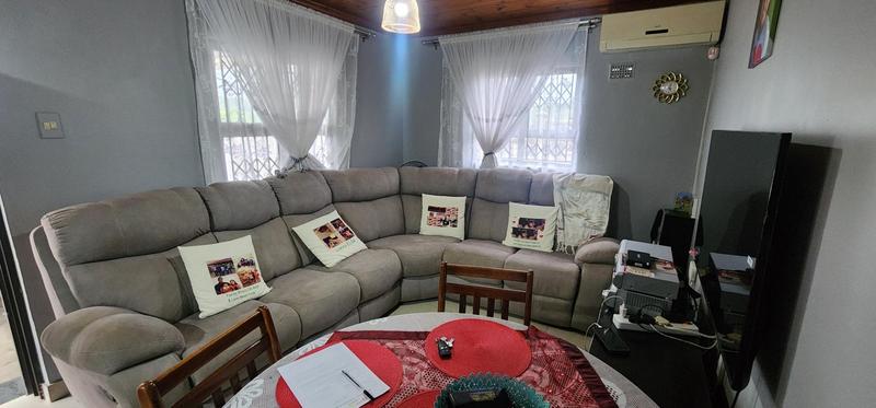 To Let 2 Bedroom Property for Rent in Roseneath KwaZulu-Natal