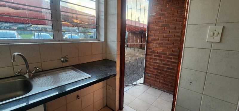 To Let 2 Bedroom Property for Rent in Craigieburn KwaZulu-Natal