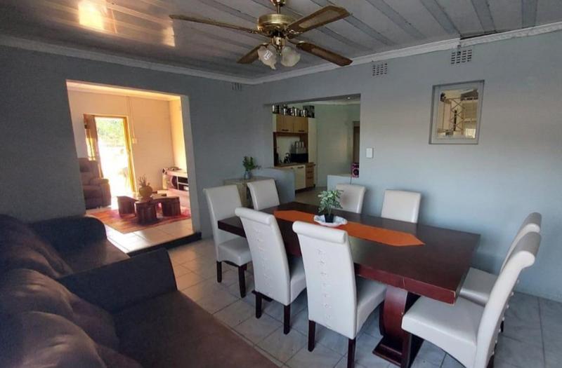 3 Bedroom Property for Sale in Montclair KwaZulu-Natal