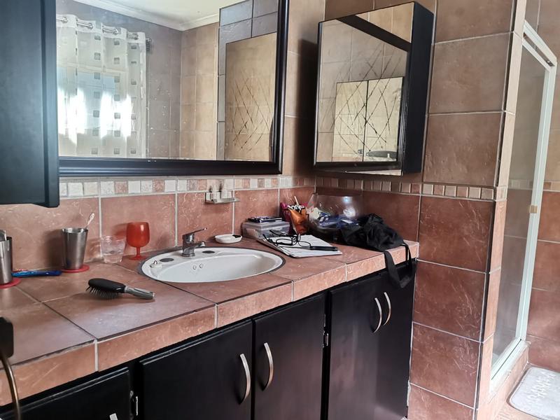 4 Bedroom Property for Sale in Widenham KwaZulu-Natal