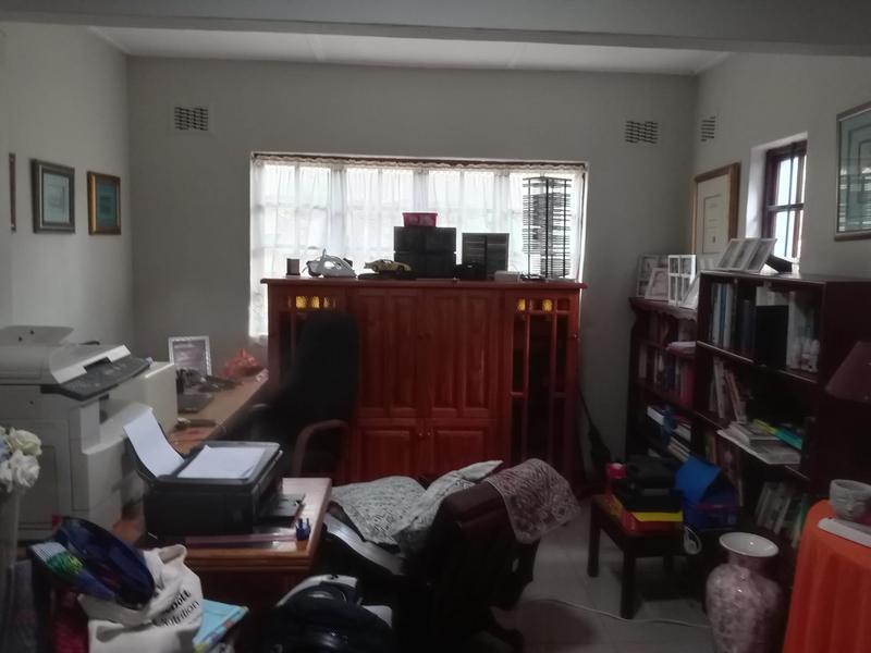 6 Bedroom Property for Sale in Scottburgh KwaZulu-Natal