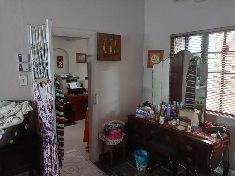 6 Bedroom Property for Sale in Scottburgh KwaZulu-Natal