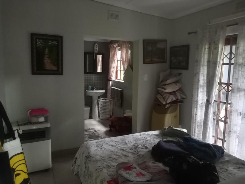 6 Bedroom Property for Sale in Scottburgh KwaZulu-Natal