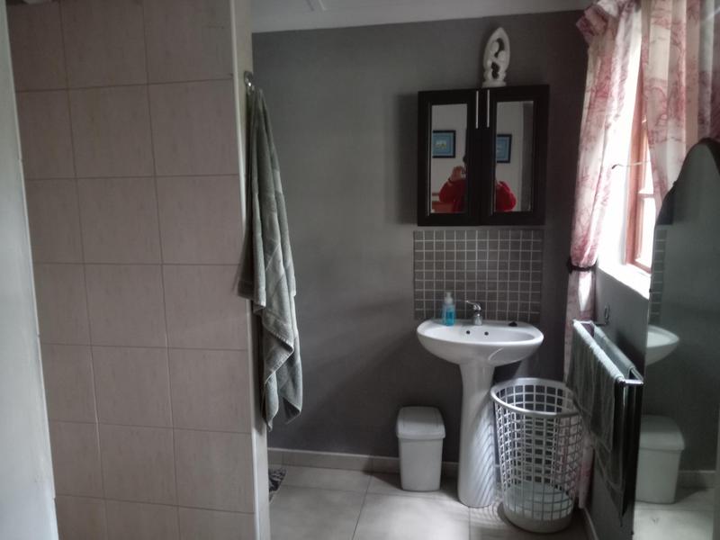 6 Bedroom Property for Sale in Scottburgh KwaZulu-Natal