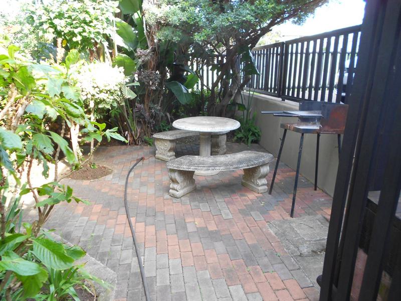 6 Bedroom Property for Sale in Scottburgh KwaZulu-Natal