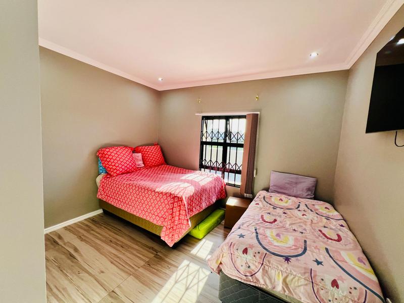 3 Bedroom Property for Sale in Avoca KwaZulu-Natal