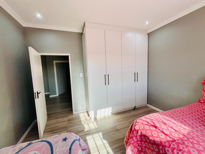 3 Bedroom Property for Sale in Avoca KwaZulu-Natal