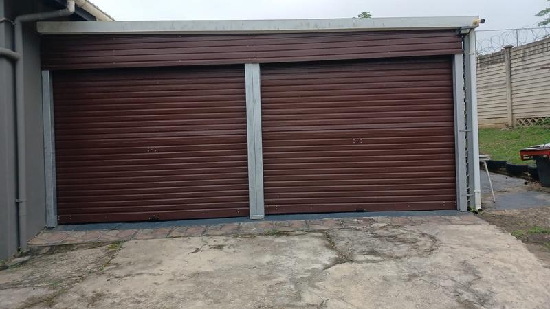 To Let 1 Bedroom Property for Rent in Newlands West KwaZulu-Natal