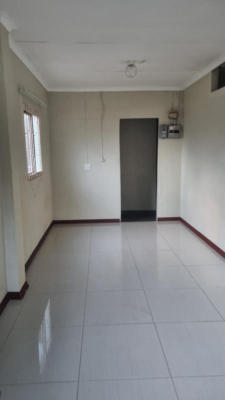 To Let 1 Bedroom Property for Rent in Durban North KwaZulu-Natal