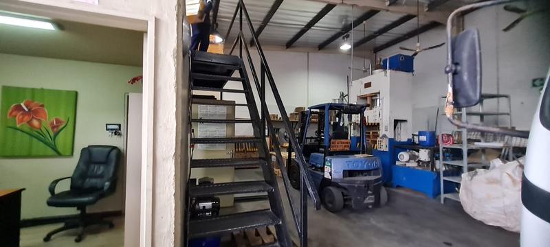 To Let commercial Property for Rent in Springfield KwaZulu-Natal