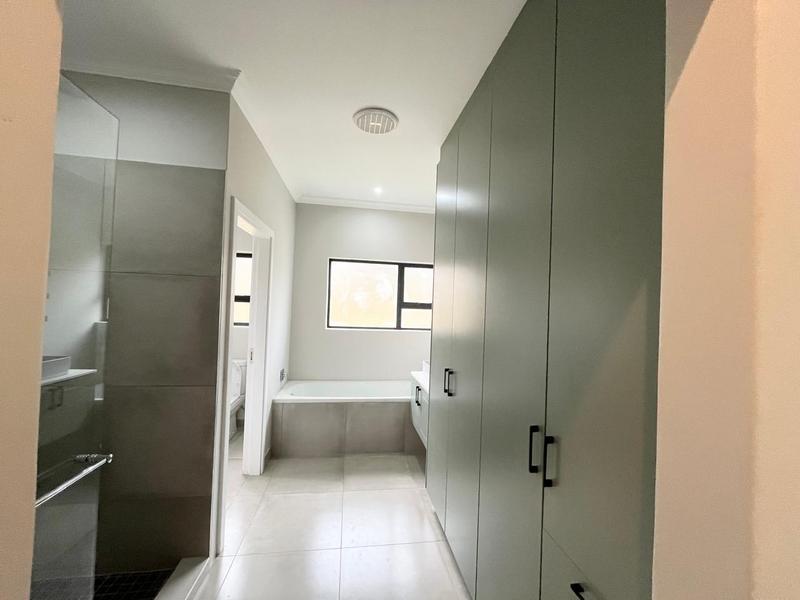 To Let 3 Bedroom Property for Rent in Zini River Estate KwaZulu-Natal
