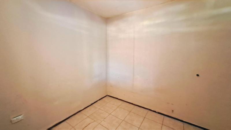 To Let 3 Bedroom Property for Rent in Umlazi KwaZulu-Natal