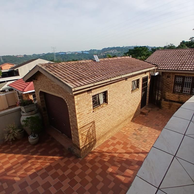 3 Bedroom Property for Sale in Lotus Park KwaZulu-Natal