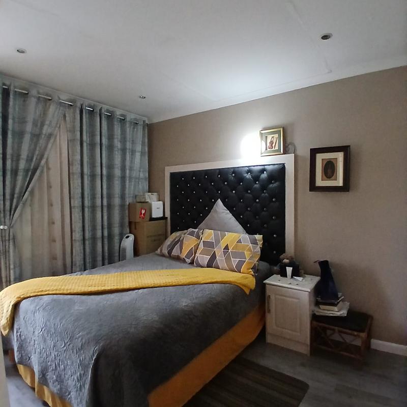 3 Bedroom Property for Sale in Lotus Park KwaZulu-Natal