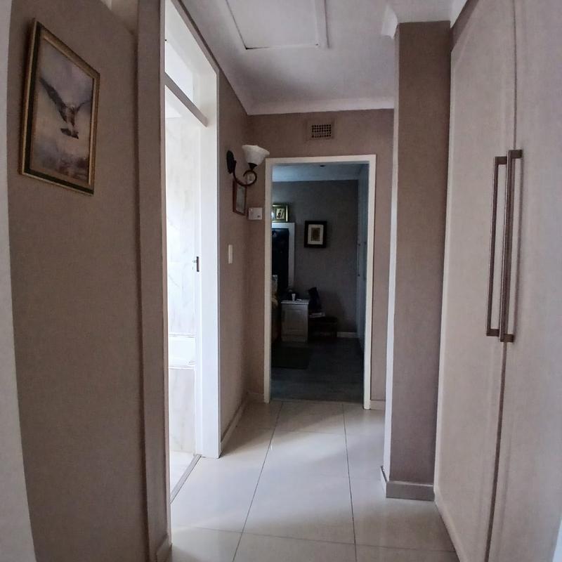 3 Bedroom Property for Sale in Lotus Park KwaZulu-Natal
