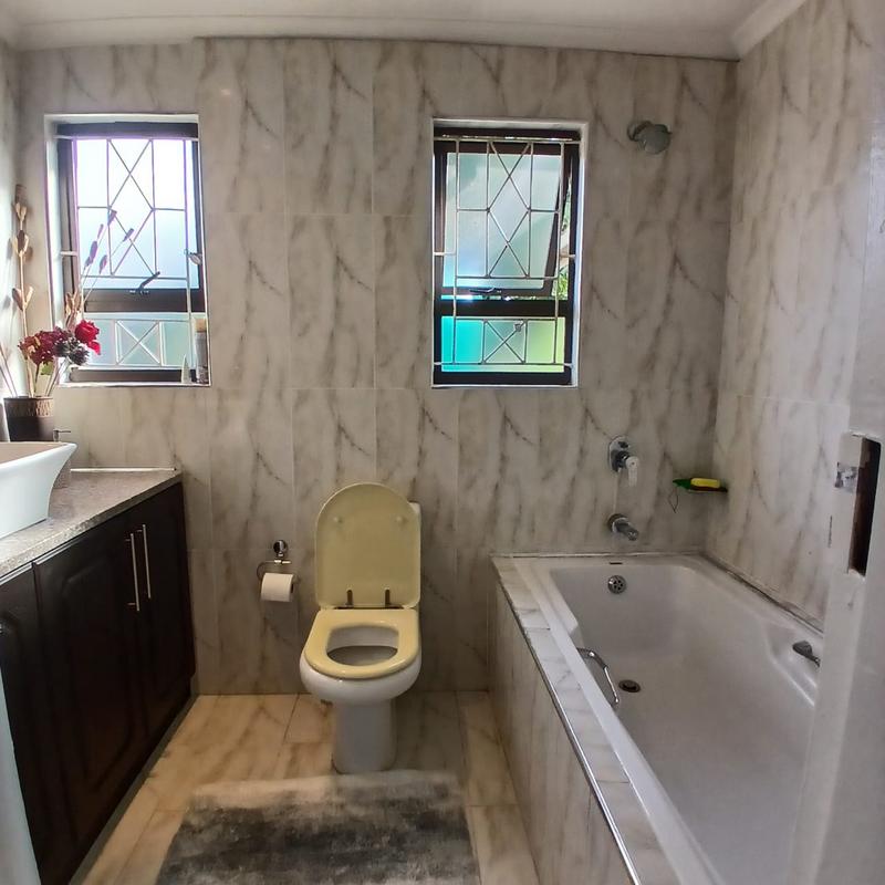 3 Bedroom Property for Sale in Lotus Park KwaZulu-Natal