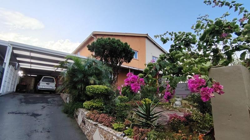 3 Bedroom Property for Sale in Risecliff KwaZulu-Natal