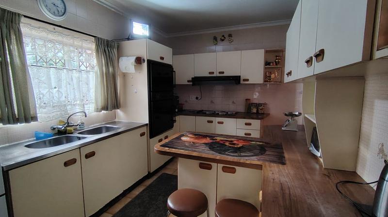 3 Bedroom Property for Sale in Risecliff KwaZulu-Natal