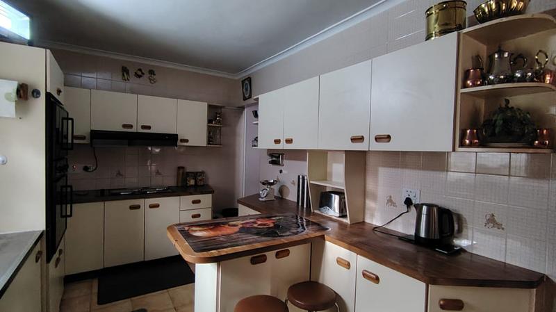 3 Bedroom Property for Sale in Risecliff KwaZulu-Natal