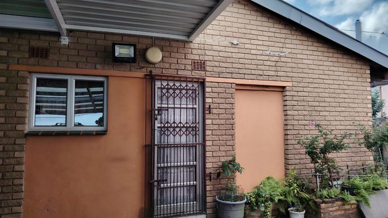 3 Bedroom Property for Sale in Risecliff KwaZulu-Natal