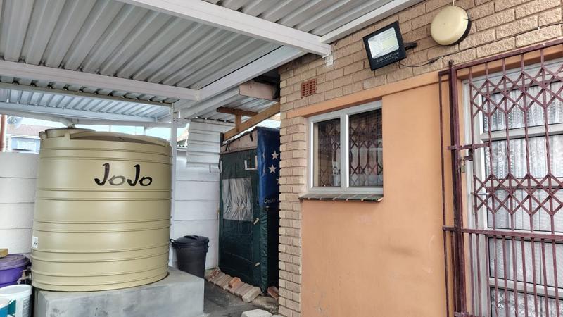 3 Bedroom Property for Sale in Risecliff KwaZulu-Natal