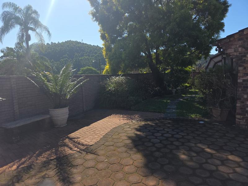 2 Bedroom Property for Sale in Cowies Hill Park KwaZulu-Natal
