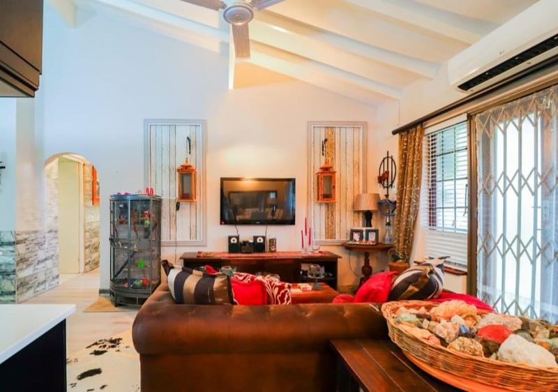 2 Bedroom Property for Sale in Cowies Hill Park KwaZulu-Natal
