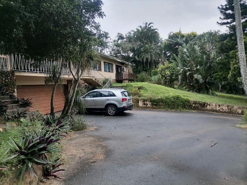 4 Bedroom Property for Sale in Amanzimtoti KwaZulu-Natal
