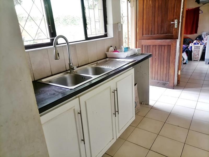 4 Bedroom Property for Sale in Amanzimtoti KwaZulu-Natal