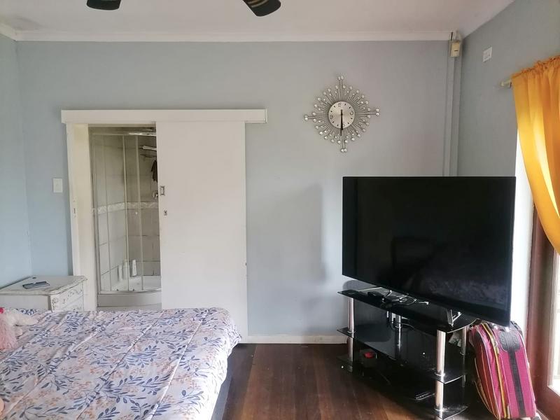 4 Bedroom Property for Sale in Amanzimtoti KwaZulu-Natal